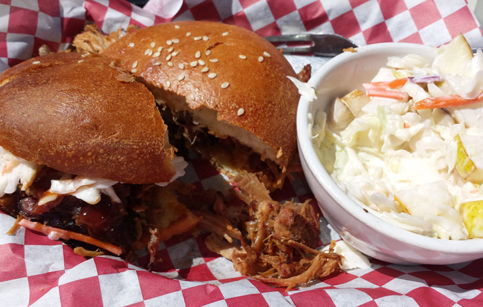A Foodie's Guide to the Hood River Fruit Loop 13 Apple Valley BBQ
