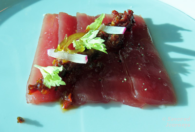 Why You Should Pay Extra For Specialty Dining on Celebrity Cruises 11 Tuna appetizer