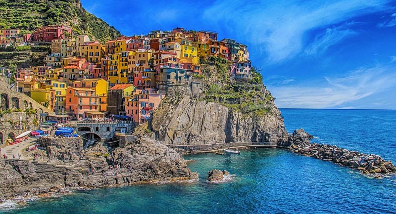 12 Best Cities in Italy: Popular Attractions and Must-See Sights 24 Cinque Terre