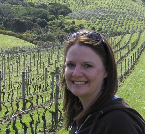  Laura dans les vignobles de Nouvelle-Zélande