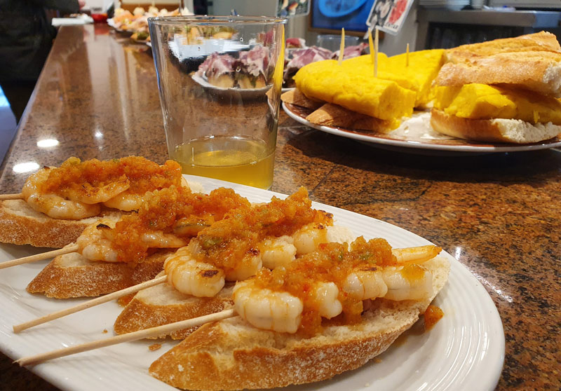 21 Top Foodie Destinations Around the World 11 Gambas