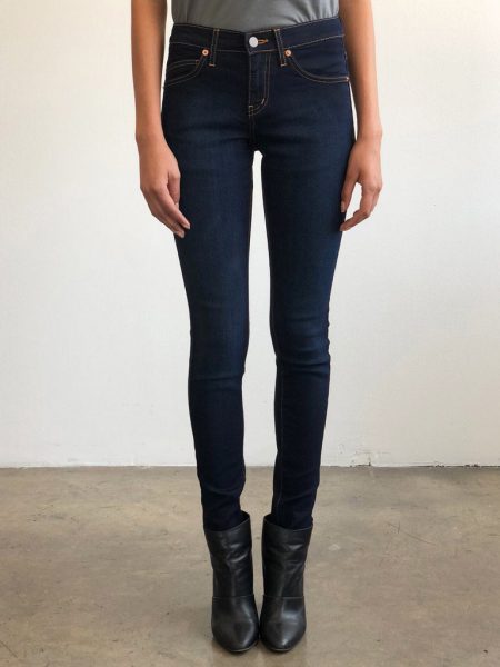 6 Best Travel Pants for Women (Comfort 