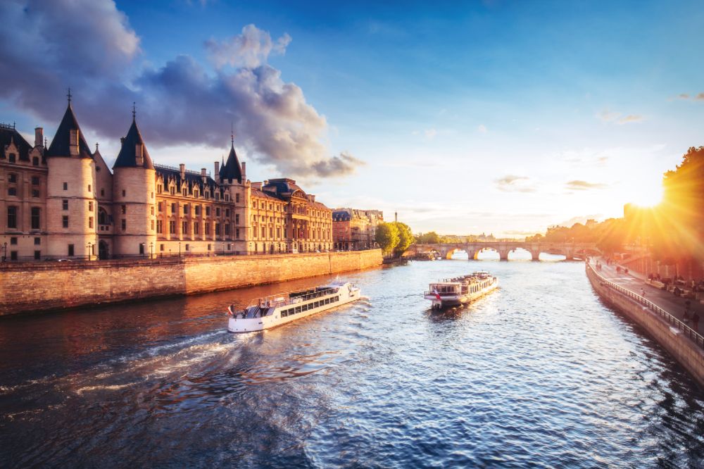 beautiful cities in france to visit