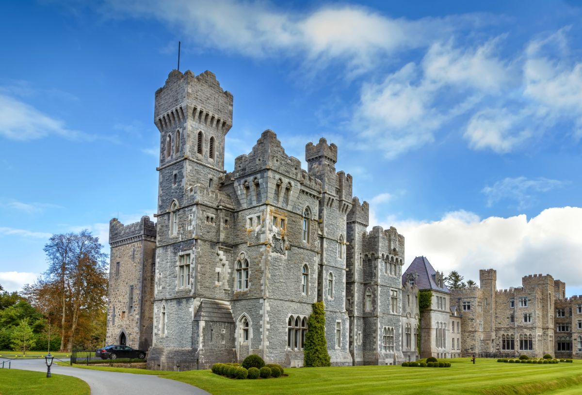 The Perfect 7-Day Ireland Itinerary 22 Ashford Castle Hotel