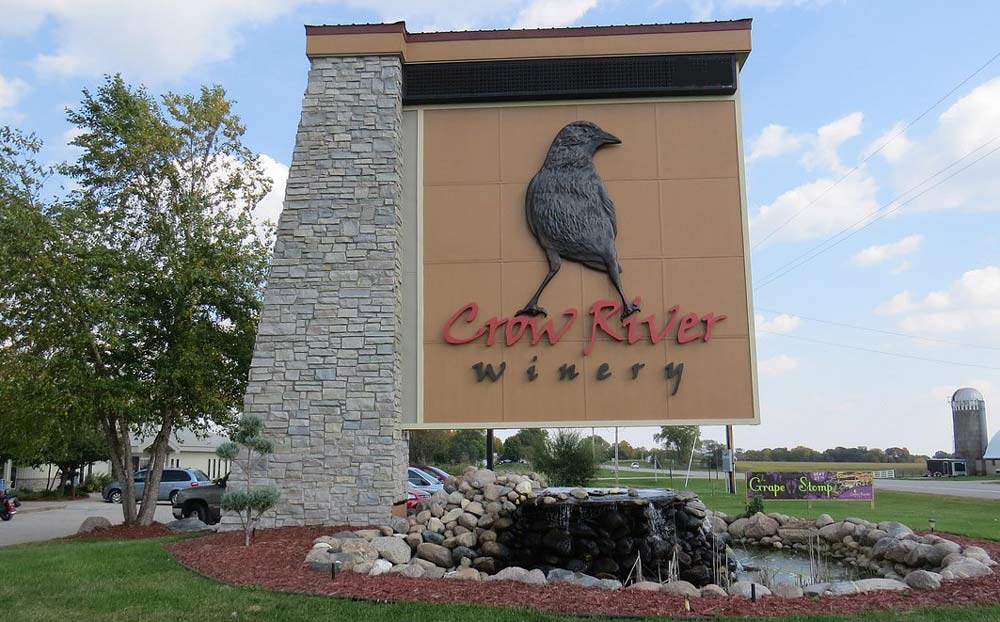 crow river winery