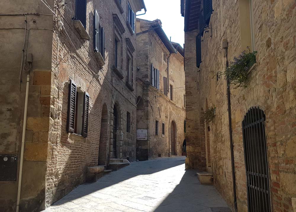 Montepulciano side street