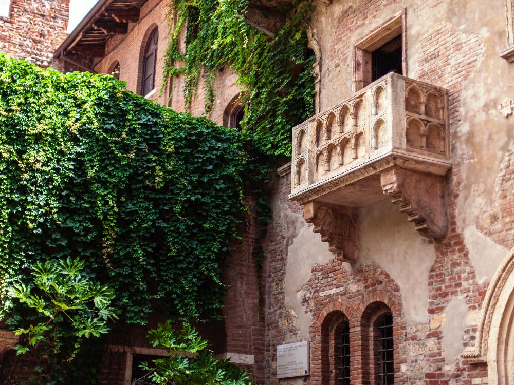 20 Best Things to Do in Verona, Italy 6 Casa di Giulietta