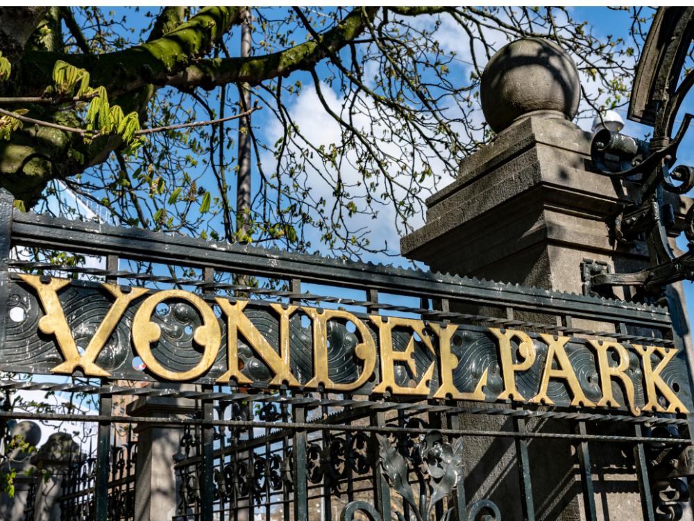 How Many Days to Spend in Amsterdam 9 Vondelpark sign