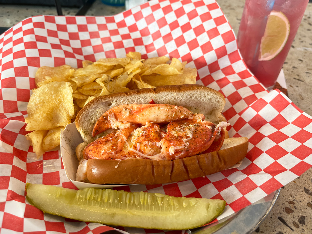 18 Tastiest Food Cities in the U.S. 12 Lobster roll from Luke's