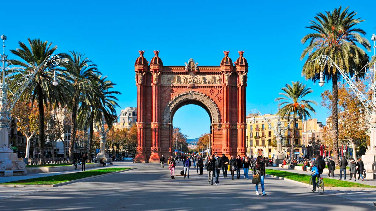 How Many Days Do You Need in Barcelona? Savored Journeys