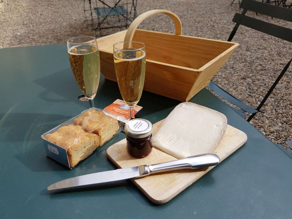 7 Great Bordeaux Wine Tours: Find the Best Tastings and Vineyards 7 St. Emilion wine tasting