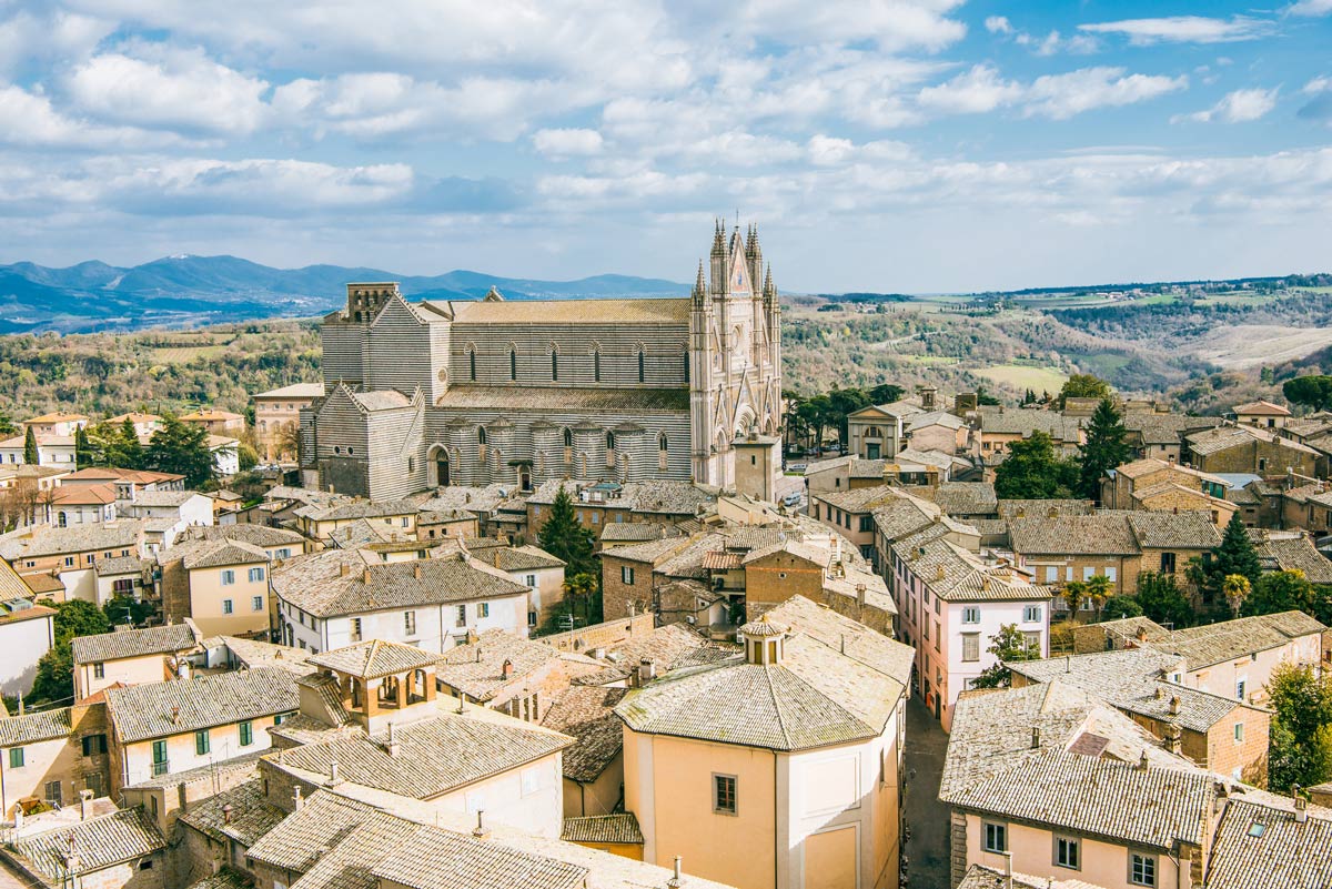 8 Italy Hidden Gems Worth Skipping the Amalfi Coast For 3 Orvieto