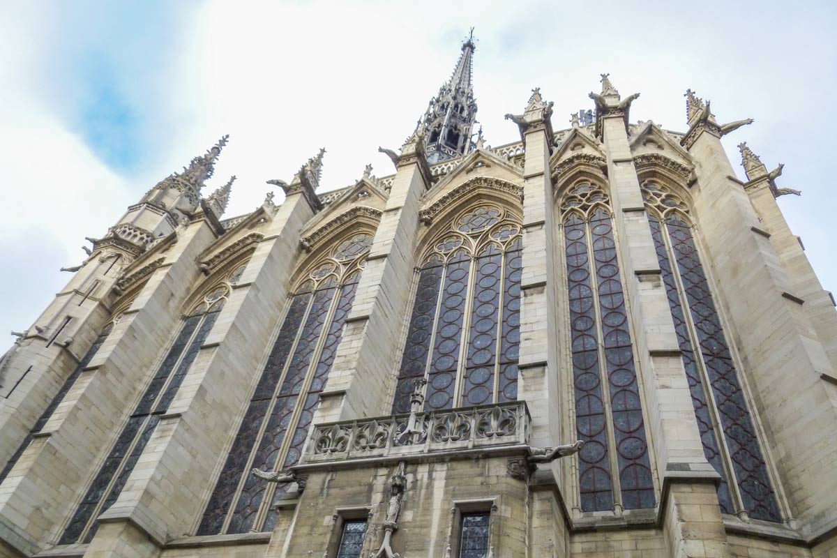 8 Paris Must-Sees That Actually Live Up to the Hype 3 Sainte-Chapelle