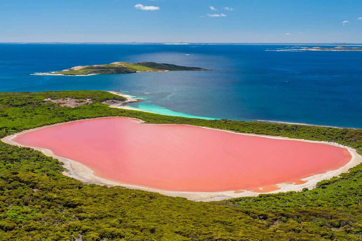 Lake Hillier, Australia