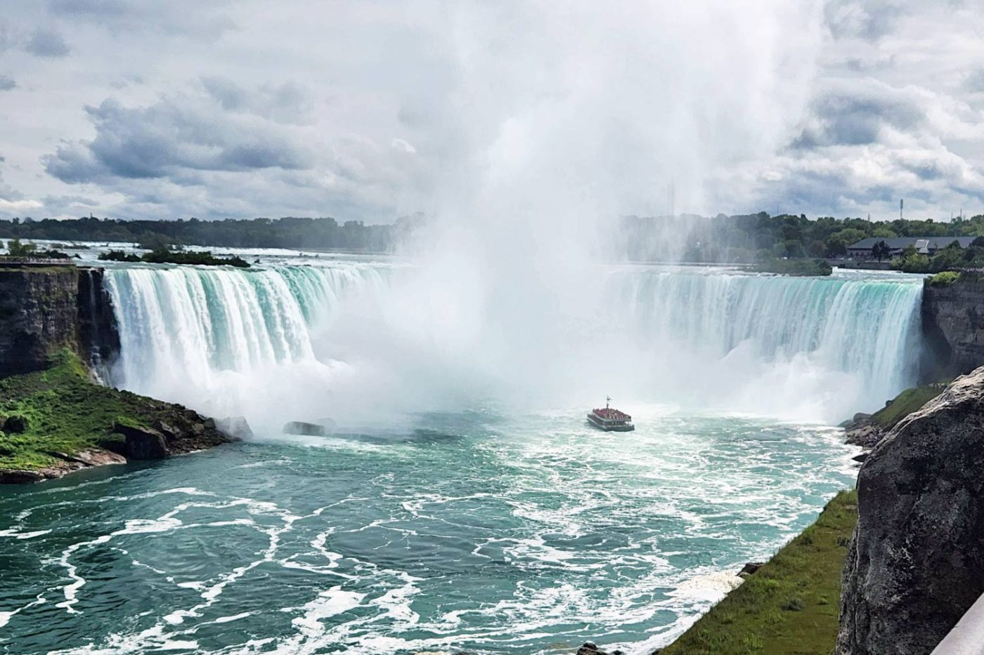 12 Most Visited Tourist Attractions in the World 12 Niagara Falls, Canada