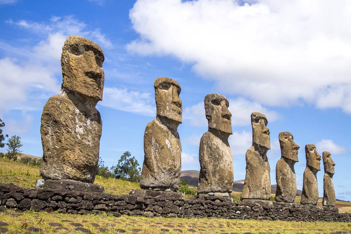 10 Globally Famous UNESCO World Heritage Sites 4 Easter Island