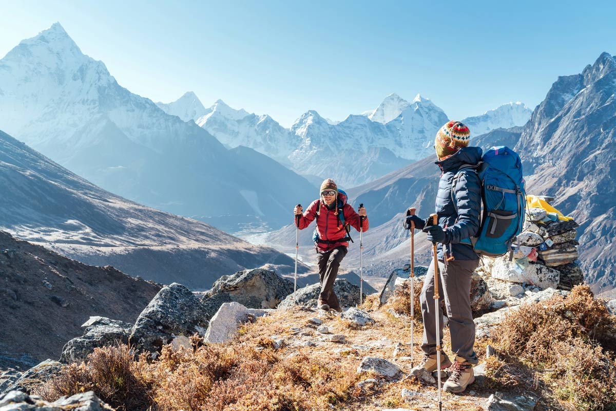 The Best Trekking Routes in Nepal for First-Time Visitors 3 Hiking Mount Everest