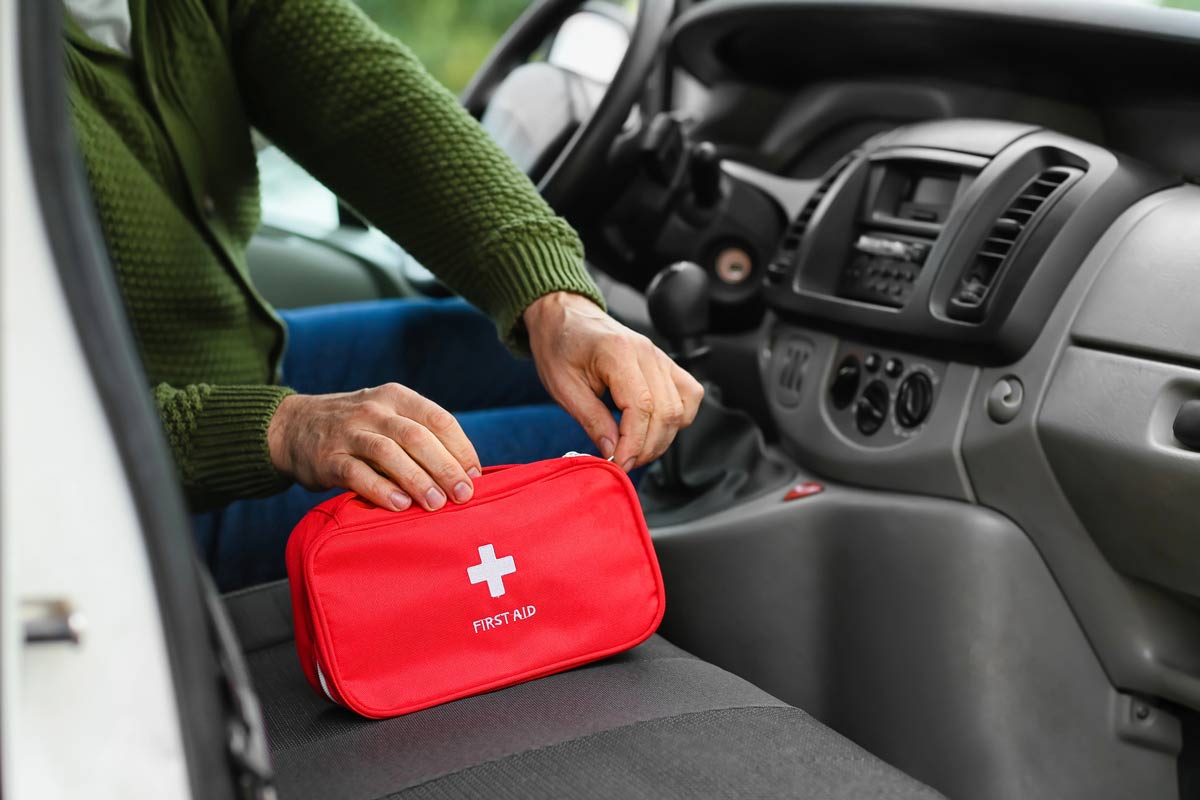 10 Things to Check Before Taking a Cross-Country Road Trip 4 Car emergency kit
